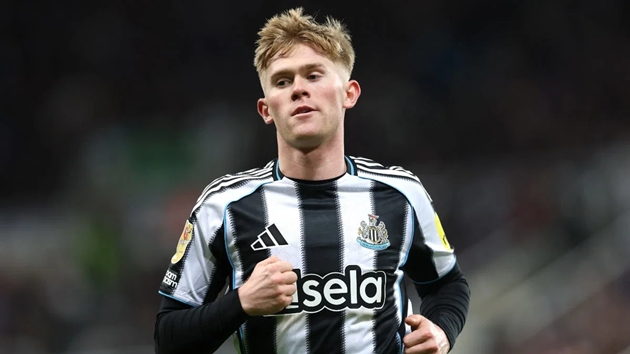 Ảnh bài viết Man Utd cần mức giá điên rồ để sở hữu Lewis Hall