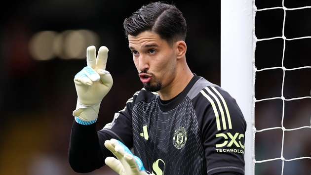 Ảnh bài viết Altay Bayindir chính thức rời Man Utd, gia nhập Celta Vigo