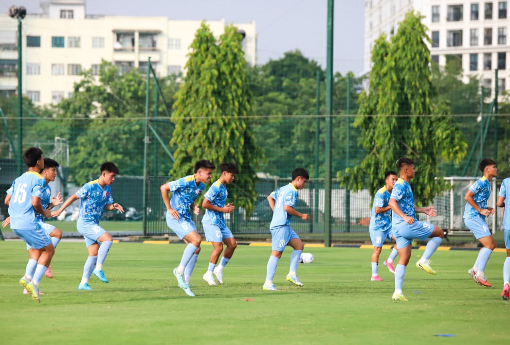 Tuyển Việt Nam hướng đến mục tiêu giành 3 điểm trước Campuchia. Ảnh: VFF.