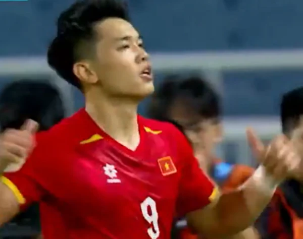 Ảnh bài viết Lập cú đúp, Đình Bắc độc chiếm Vua phá lưới ASEAN Cup