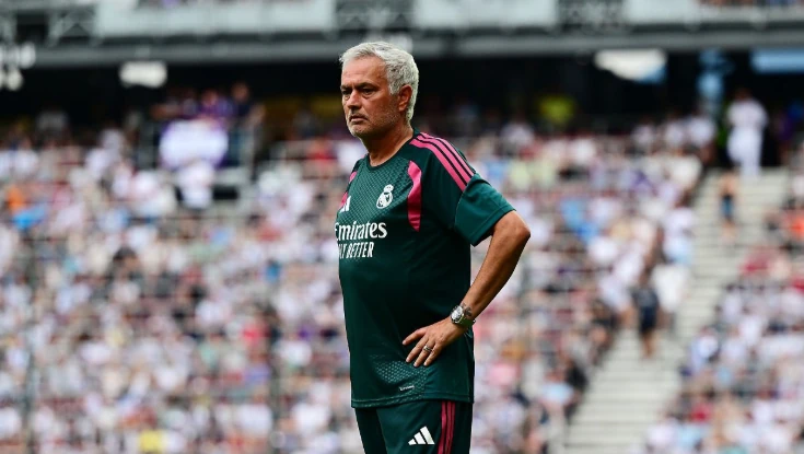 Mourinho được kỳ vọng gi&uacute;p Real quay trở lại đỉnh cao. Ảnh: Getty.