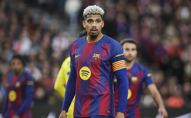 Ảnh bài viết Ronald Araujo gia nhập Liverpool là nước đi hoàn hảo cho cả hai