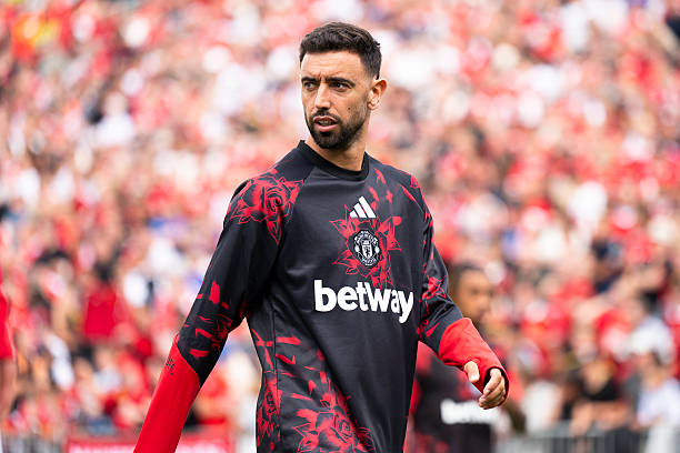 Ảnh bài viết MU dừng kế hoạch chiêu mộ người dự phòng cho Bruno Fernandes