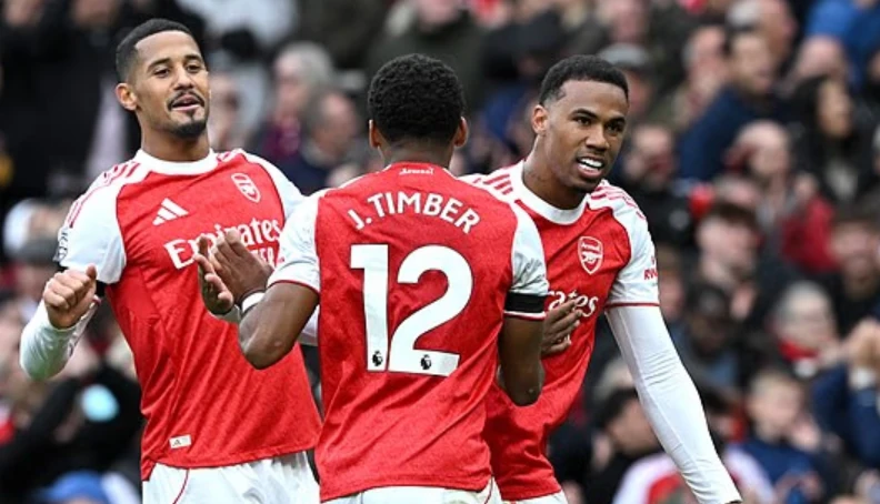 Ảnh bài viết Arteta xác nhận Arsenal mất Saliba và Timber ở giai đoạn đầu mùa