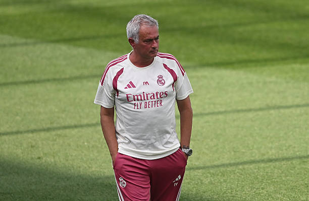 Ảnh bài viết Mourinho tìm lời giải cho Real Madrid sau khi bỏ lỡ Rodri