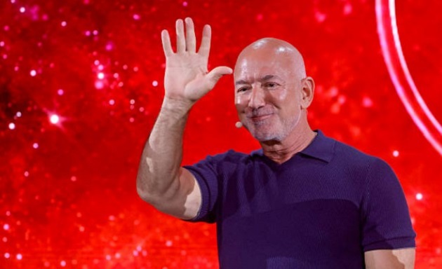 Bezos có thể đầu tư vào Liverpool. Ảnh: Getty.