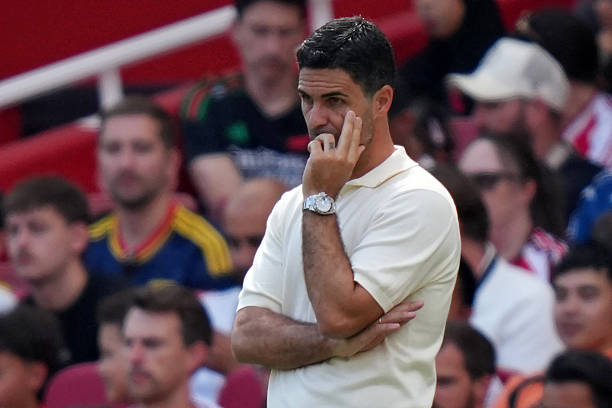 Mikel Arteta sẽ phải sớm giải quyết các vấn đề của Arsenal. Ảnh: Getty Images