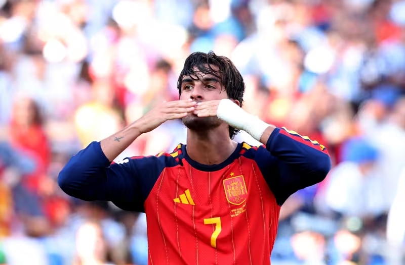 Ferran Torres đến gần việc gia nhập PSG. Ảnh: FIFA.com.