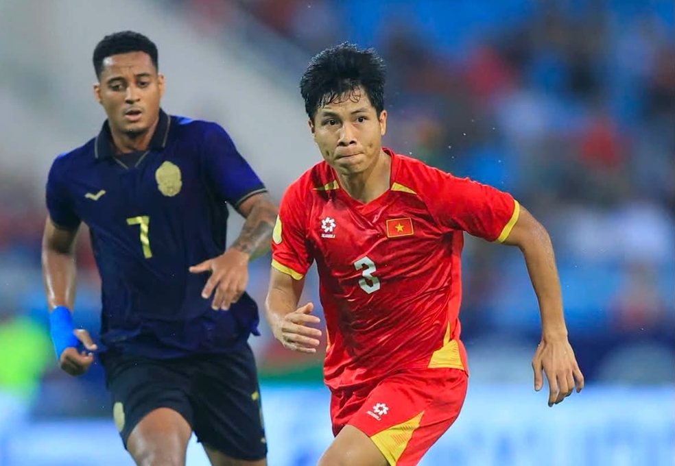 Ảnh bài viết Văn Vĩ nghỉ tập trước bán kết ASEAN Cup 2026