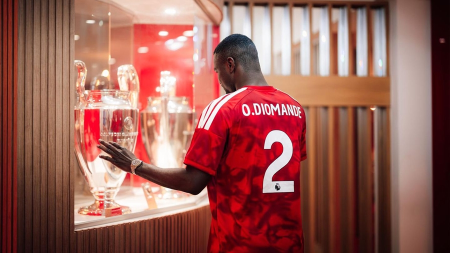 Ảnh bài viết Nottingham Forest chính thức công bố tân binh Ousmane Diomande
