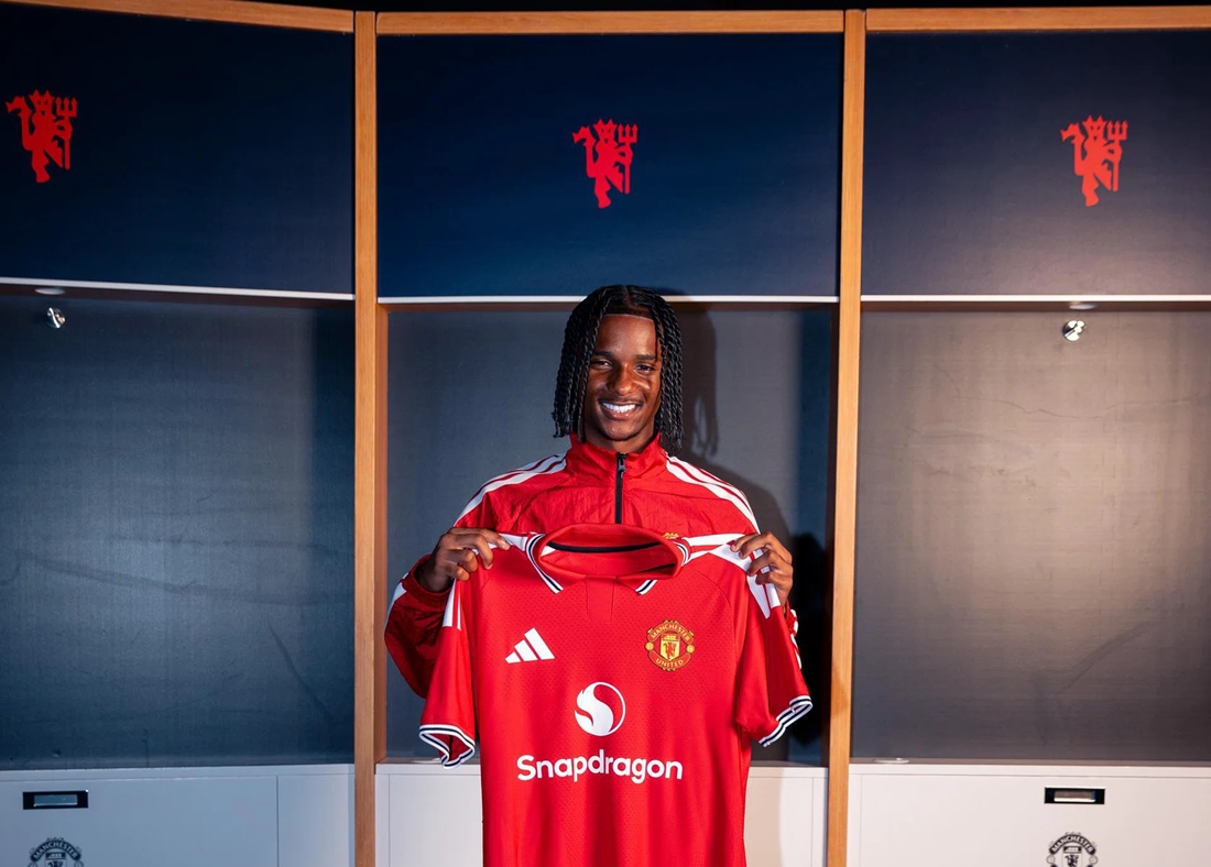 Ảnh bài viết Tynan Thompson: “Viên ngọc mới” vừa cập bến Man Utd là ai?