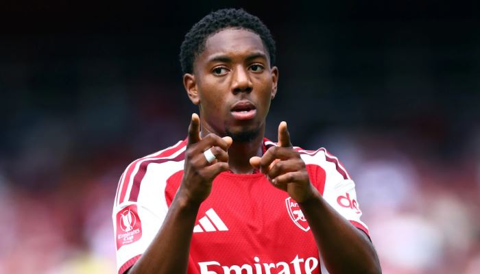 Chelsea và MU không muốn có Myles Lewis-Skelly. Ảnh: Getty Images.