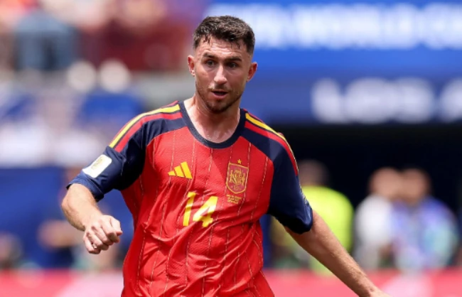 Laporte là mục tiêu của Barcelona. Ảnh: Getty.