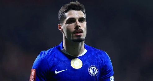 Ảnh bài viết Man City bất đồng mức giá với Chelsea trong vụ Neto