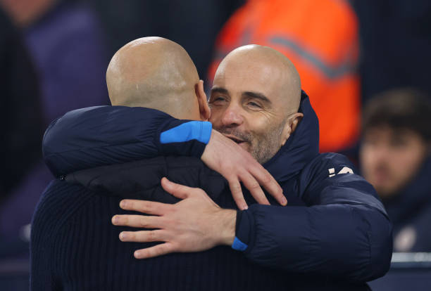 Enzo Maresca sẽ phải bước qua cái bóng của Pep Guardiola. Ảnh: Getty Images