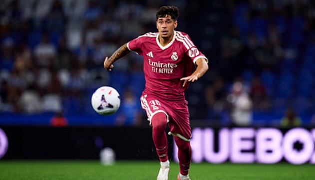 Ảnh bài viết Mourinho ấn tượng mạnh với sao mai Ciria của Real