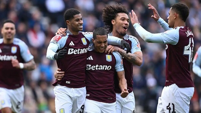 Tielemans và Rashford từng sát cánh ở Villa. Ảnh: Getty.