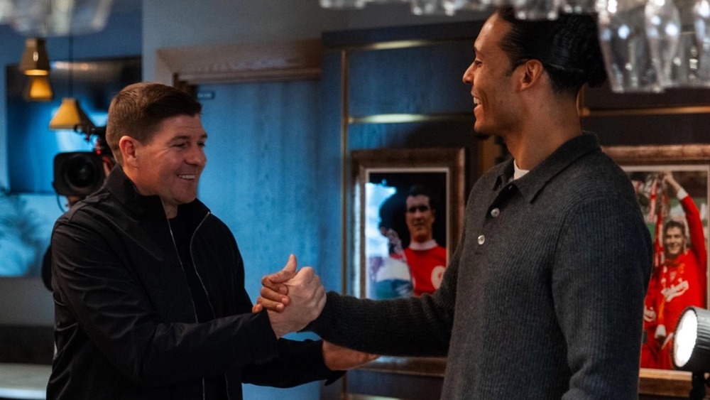 Ảnh bài viết Bí mật cuộc gọi đưa Van Dijk tới Liverpool thay vì Man City
