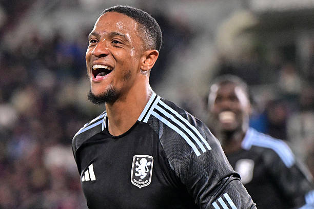 Ảnh bài viết Arsenal tái khởi động thương vụ Ezri Konsa