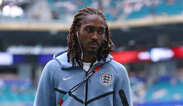 Ảnh bài viết Inter Milan chi 35 triệu euro thâu tóm Djed Spence