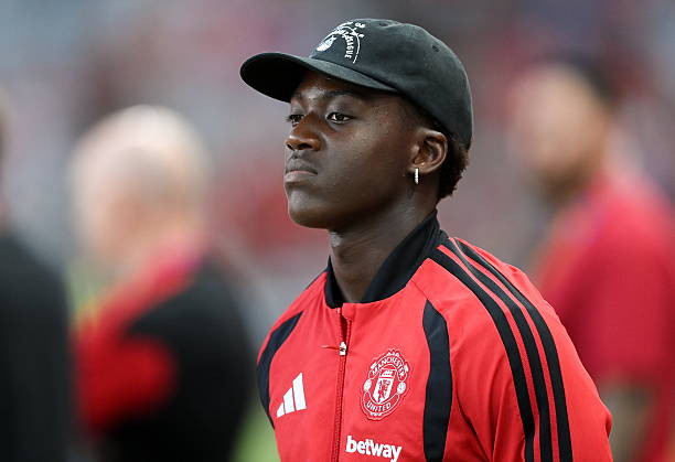 Mainoo đối mặt với &aacute;p lực cạnh tranh vị tr&iacute; ở Man Utd. Ảnh: Getty Images. 