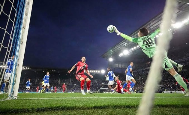 Thủ th&agrave;nh 21 tuổi sẵn s&agrave;ng tỏa s&aacute;ng ở m&ugrave;a giải 2026/27. (Ảnh: The Athletic)