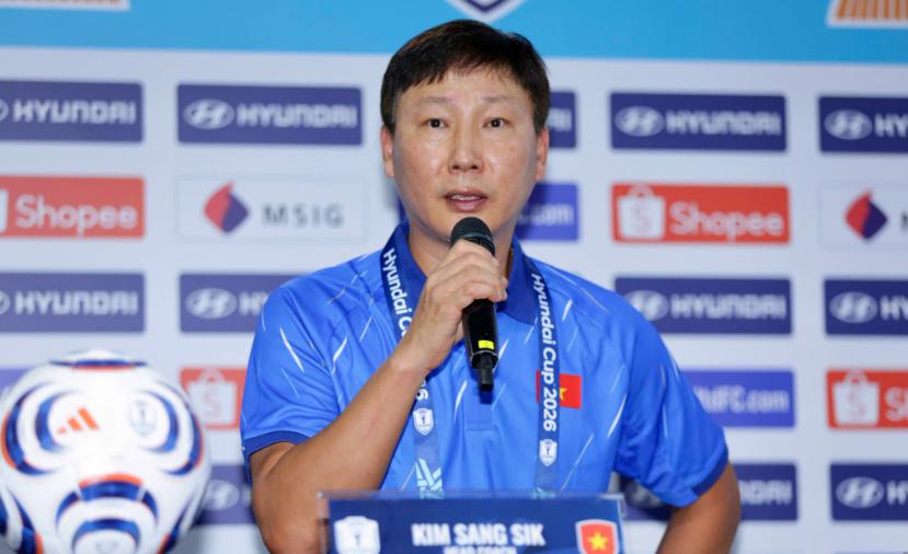 Ảnh bài viết HLV Kim Sang-sik thận trọng trước Malaysia của Tan Cheng Hoe