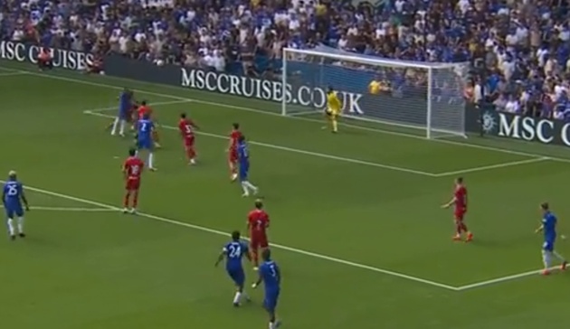 Ảnh bài viết Chelsea 2-1 Real Sociedad: James kiến tạo cho Pedro đánh đầu ghi bàn