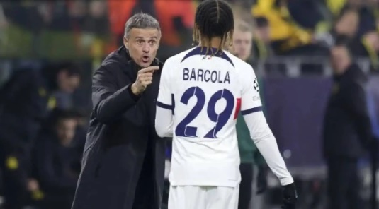 Ảnh bài viết Luis Enrique hé mở khả năng ra đi của Bradley Barcola