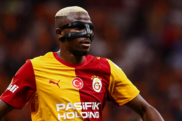 Victor Osimhen chưa chắc ph&ugrave; hợp với Arsenal. Ảnh: Getty Images