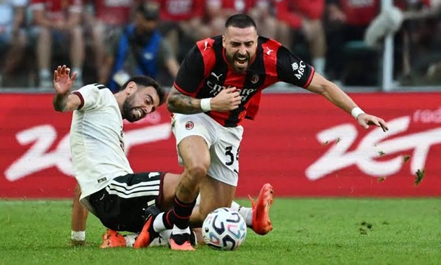 Man Utd thua ngược AC Milan 2-4. (Ảnh: Getty Images)