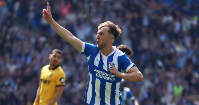 Ảnh bài viết Vì sao Arsenal muốn chiêu mộ Jack Hinshelwood?