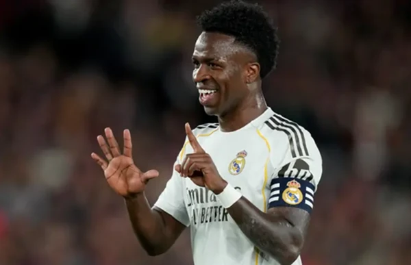 Vinicius từng được liên kết mạnh mẽ với Arsenal hè này. Ảnh: Getty Images