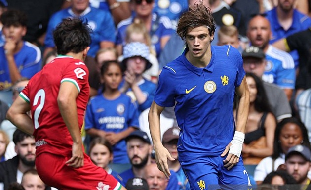 Ảnh bài viết CĐV Chelsea gọi tân binh Palestra là tử huyệt hàng thủ