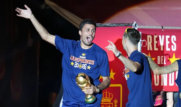 Barca kỳ vọng chốt xong vụ Rodri vào tuần sau. (Ảnh: Yahoo.sports)