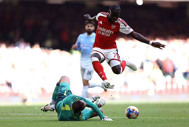 Ảnh bài viết Arsenal 3-0 Man City: Saka bỏ lỡ cơ hội ngon ăn