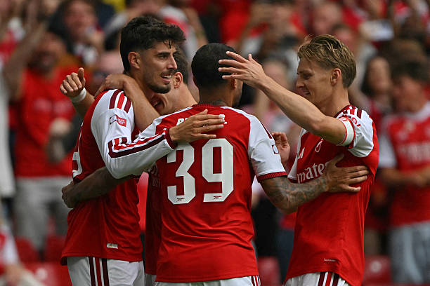 Arsenal gi&agrave;nh danh hiệu đầu ti&ecirc;n ở m&ugrave;a giải năm nay. Ảnh: Getty Images