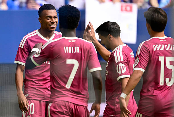 Ảnh bài viết Đầu tàu Mbappe giúp Real thắng dễ Schalke 04