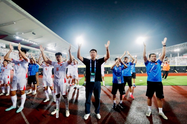 Ảnh bài viết Hạ Malaysia 2-0, tuyển Việt Nam khiến truyền thông Thái Lan ngả mũ