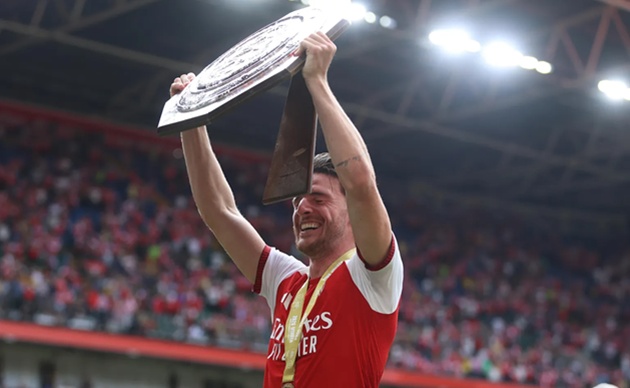 Ảnh bài viết Arsenal vùi dập Man City, Declan Rice gặp sự cố hài hước