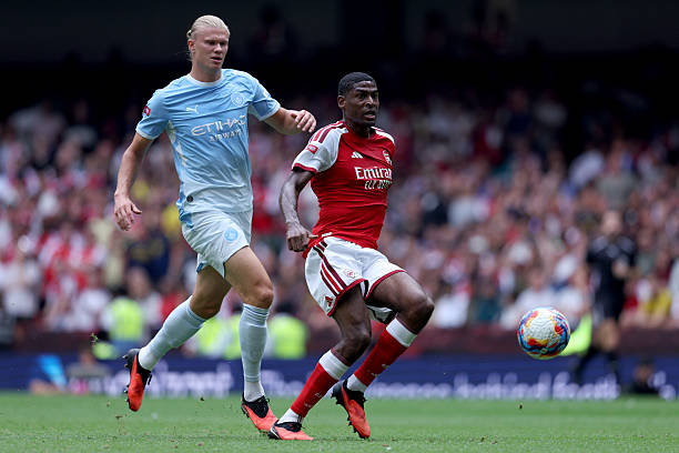 Ảnh bài viết CĐV Arsenal hết lời ca ngợi người thay thế Saliba