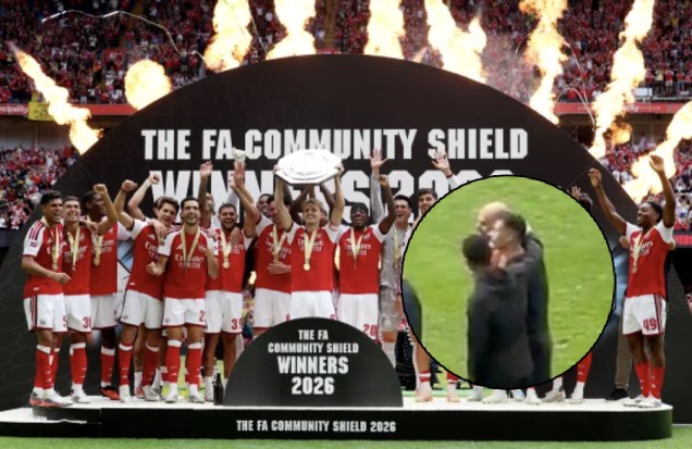 Ảnh bài viết Fan xót xa khi 2 sao Arsenal đứng ngoài lễ ăn mừng Community Shield