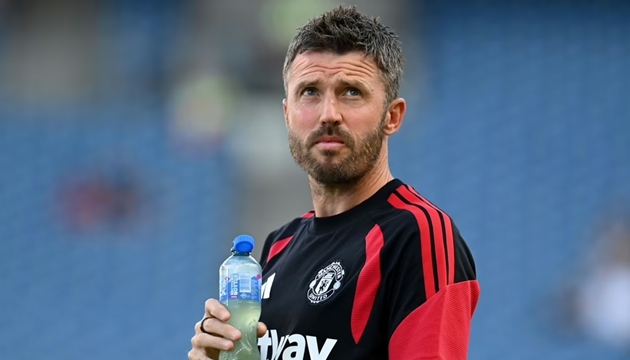 Ảnh bài viết Thua đau Milan, Man Utd vội vã vá 4 vị trí