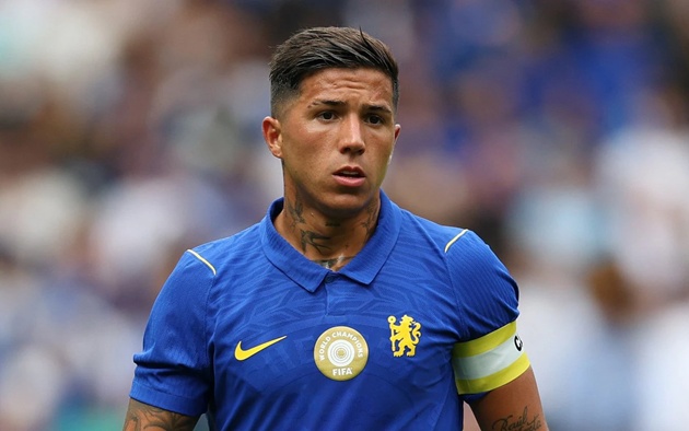 Ảnh bài viết Vì sao Chelsea đòi Man City hơn 120 triệu bảng vụ Enzo Fernandez?