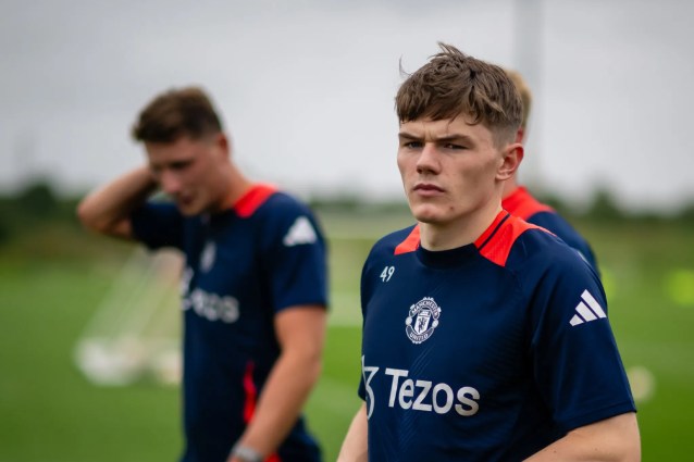 Ảnh bài viết MU bán đứt Ethan Ennis, cài trọn bộ 3 điều khoản "bảo hiểm"