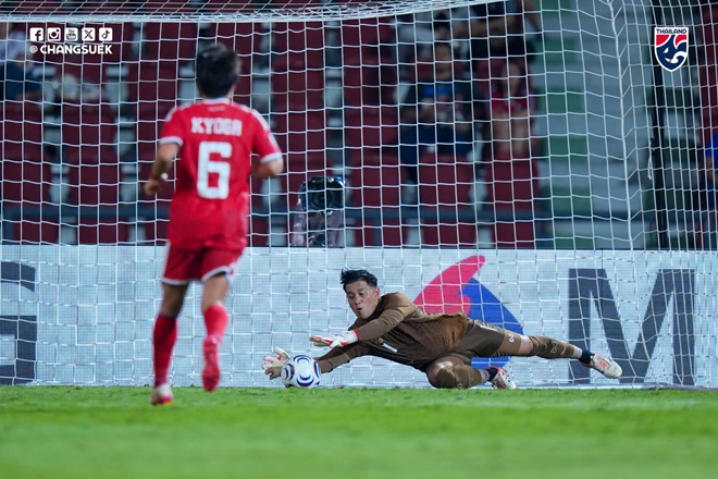  Singapore đ&atilde; c&oacute; trận đấu quả cảm.