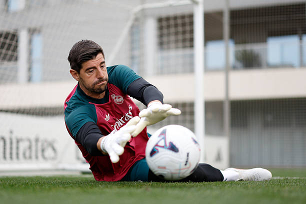 Ảnh bài viết 3 mục tiêu lý tưởng cho Real Madrid thay thế Courtois dài hạn