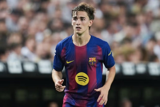 Ảnh bài viết Gavi từ chối Man United, quyết bám trụ lại Barcelona