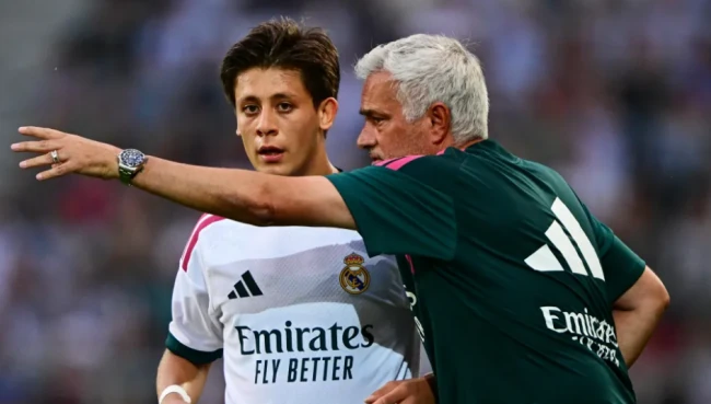 Ảnh bài viết Real Madrid đi tìm lời giải cho bài toán hậu Toni Kroos