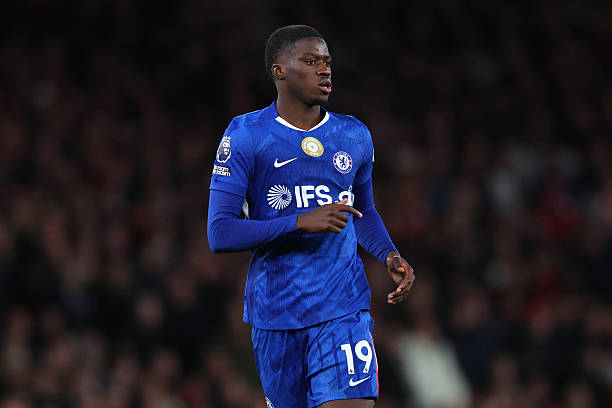 Mamadou Sarr có thể bị Chelsea rao bán. Ảnh: Getty Images